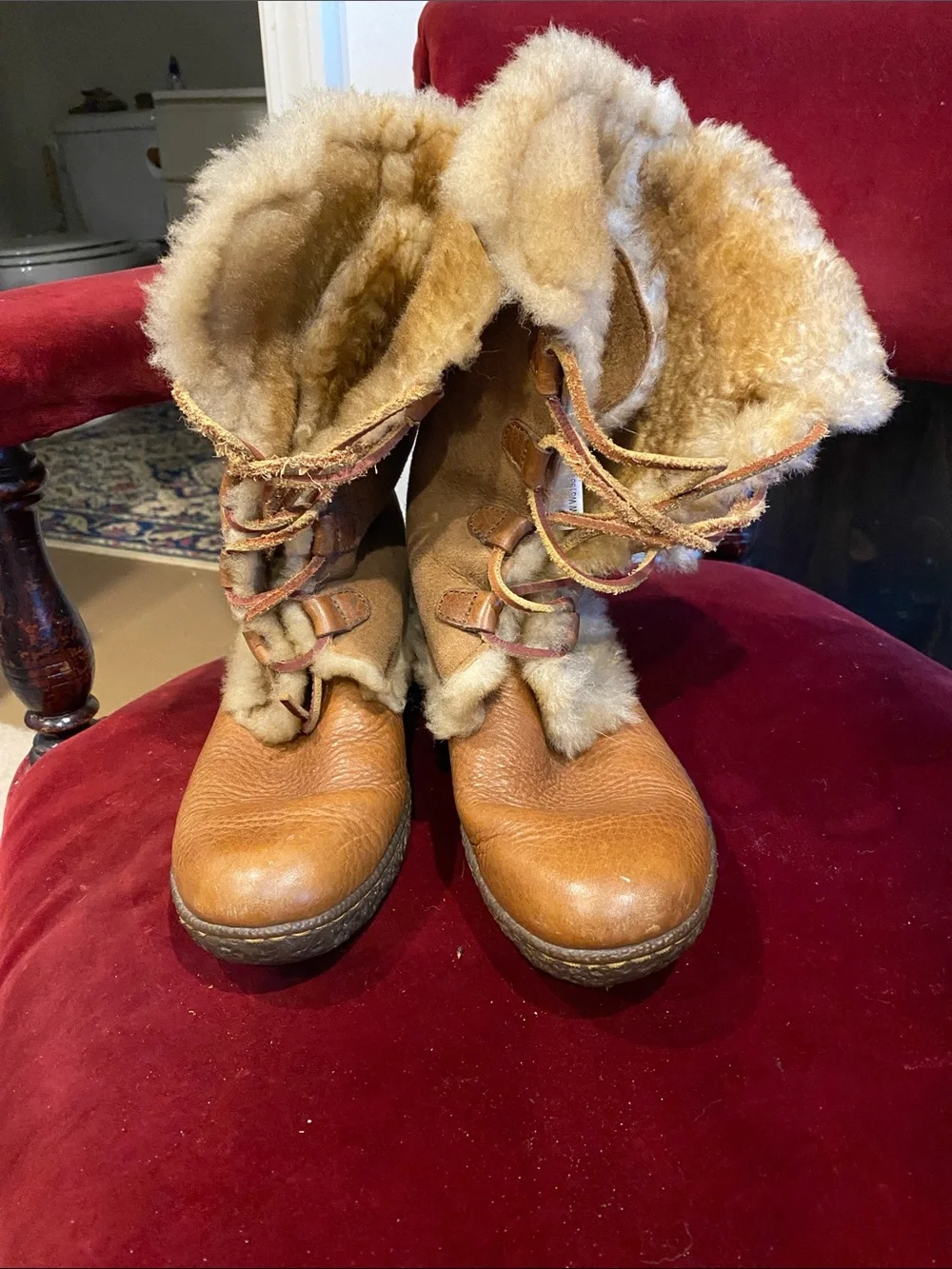 Born Chestnut Brown Faux-Shearling Lace-Up Winter Boots